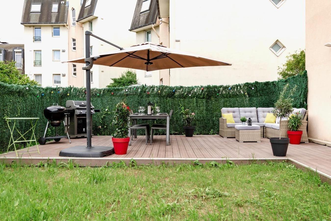 Charmant Refuge Avec Jardin, A 6 Minutes A Pied Du Metro Creteil L Echat-Lovely Retreat With Garden, Located A 6-Minute Walk From Creteil L Echat Metro Station 외부 사진